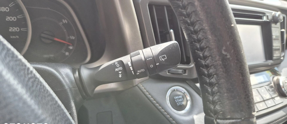 Toyota RAV4 cena 67950 przebieg: 151877, rok produkcji 2014 z Żnin małe 352